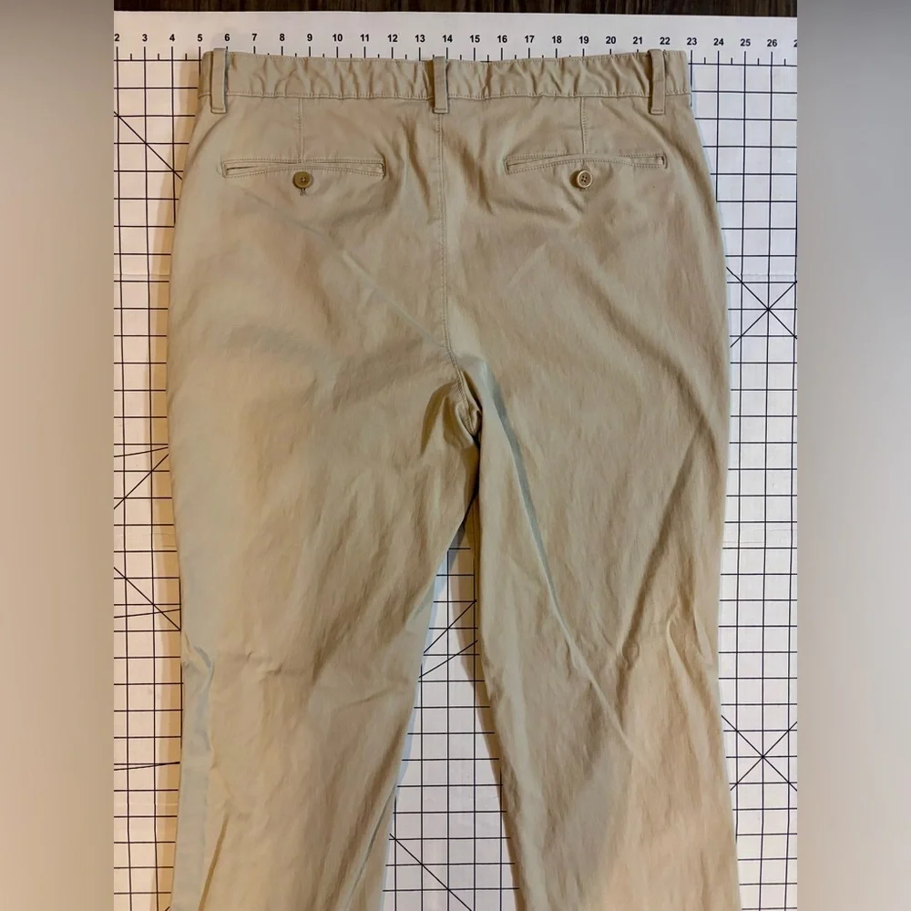 Banana‎ Republic Men’s Size 36/30 Tan Aiden Chino Pants